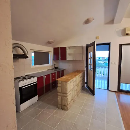 Simun Appartement Bibinje